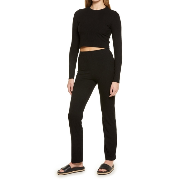 Reformation Tops - Reformation Black Long Sleeve Crop Top